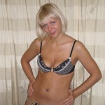  Sexy Amateur Blondine wird gefickt